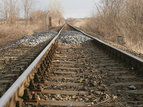 9. kép. Üregbeszakadás okozta süp­pe­dések a vasúti pályában (PFT Székesfehérvár)