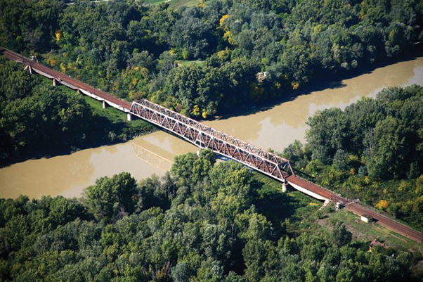 1. ábra. A régi Tisza-híd