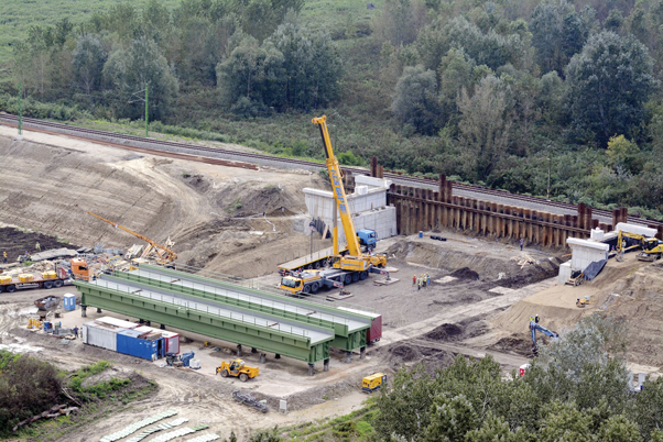 5. ábra. Szádfal és szerelőtér (Fotó: Mészáros János)