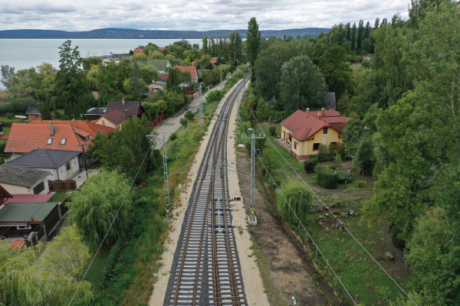 13. ábra. Balatonkenese állomás végponti oldala az átépítés után. (Fotó: Bárdics Róbert)