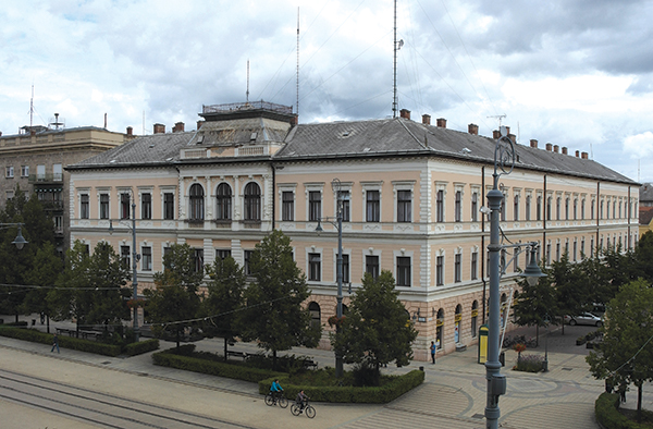 1. ábra. A debreceni igazgatóság épülete (Fotó: dr. Kovács Róbert)